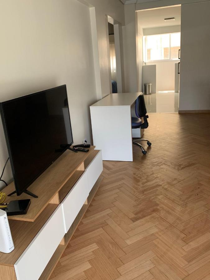 3 Amplios Ambientes Excelente Ubicacion-Avenida Corrientes Almagro- Cerca De Todo Apartment Буенос Айрес Екстериор снимка